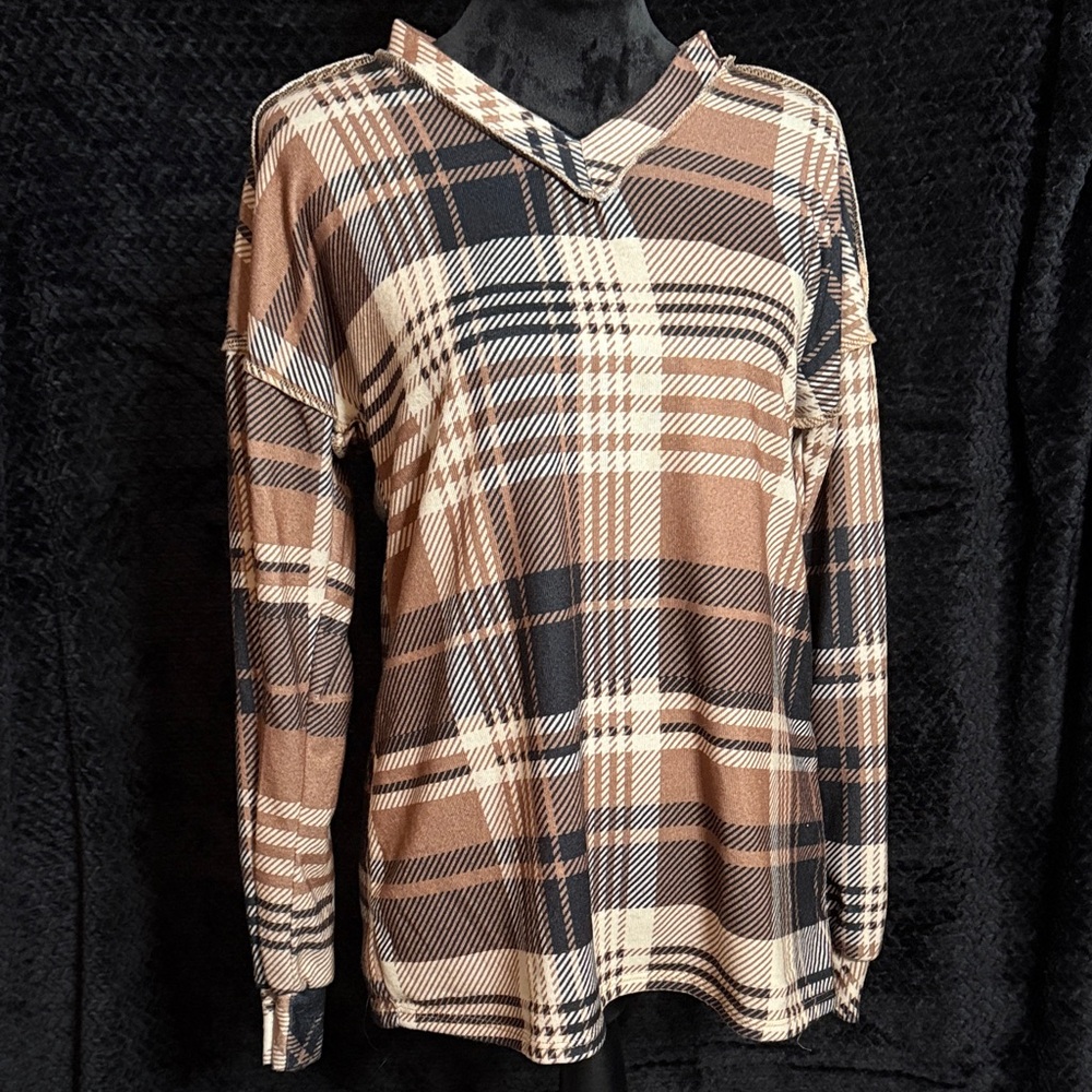 Plaid long sleeve top
